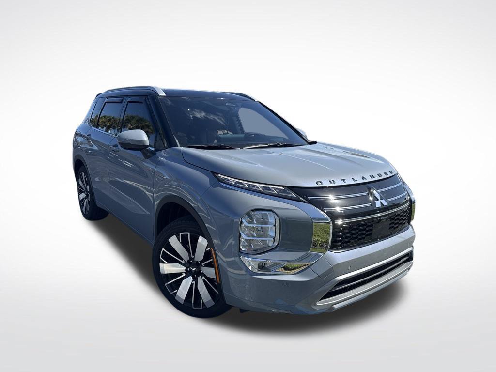 Used 2026 Mitsubishi Outlander SEL FWD image 4