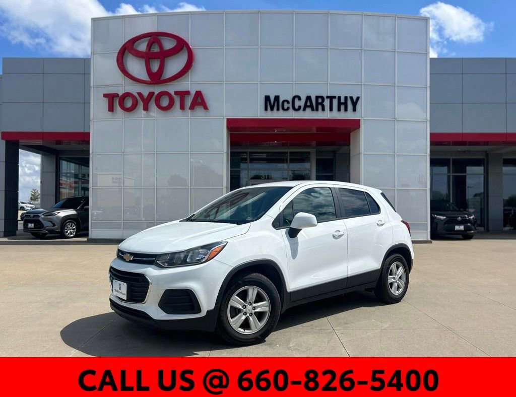 Used 2021 Chevrolet Trax LS w/ Tint and Cruise Package FWD image 1
