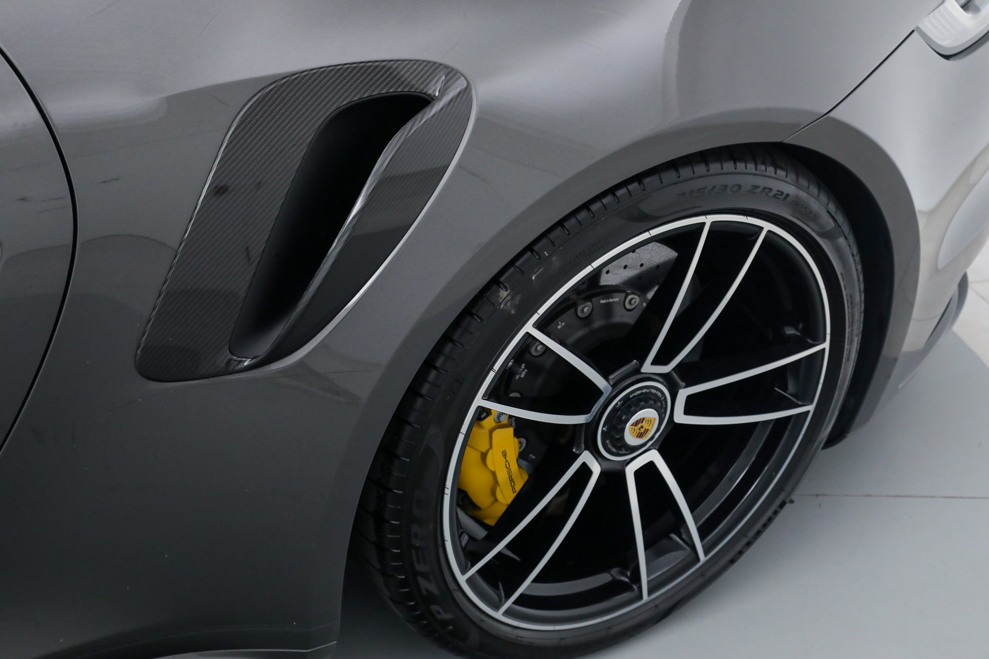 Used 2022 Porsche 911 Turbo S AWD/4WD image 15