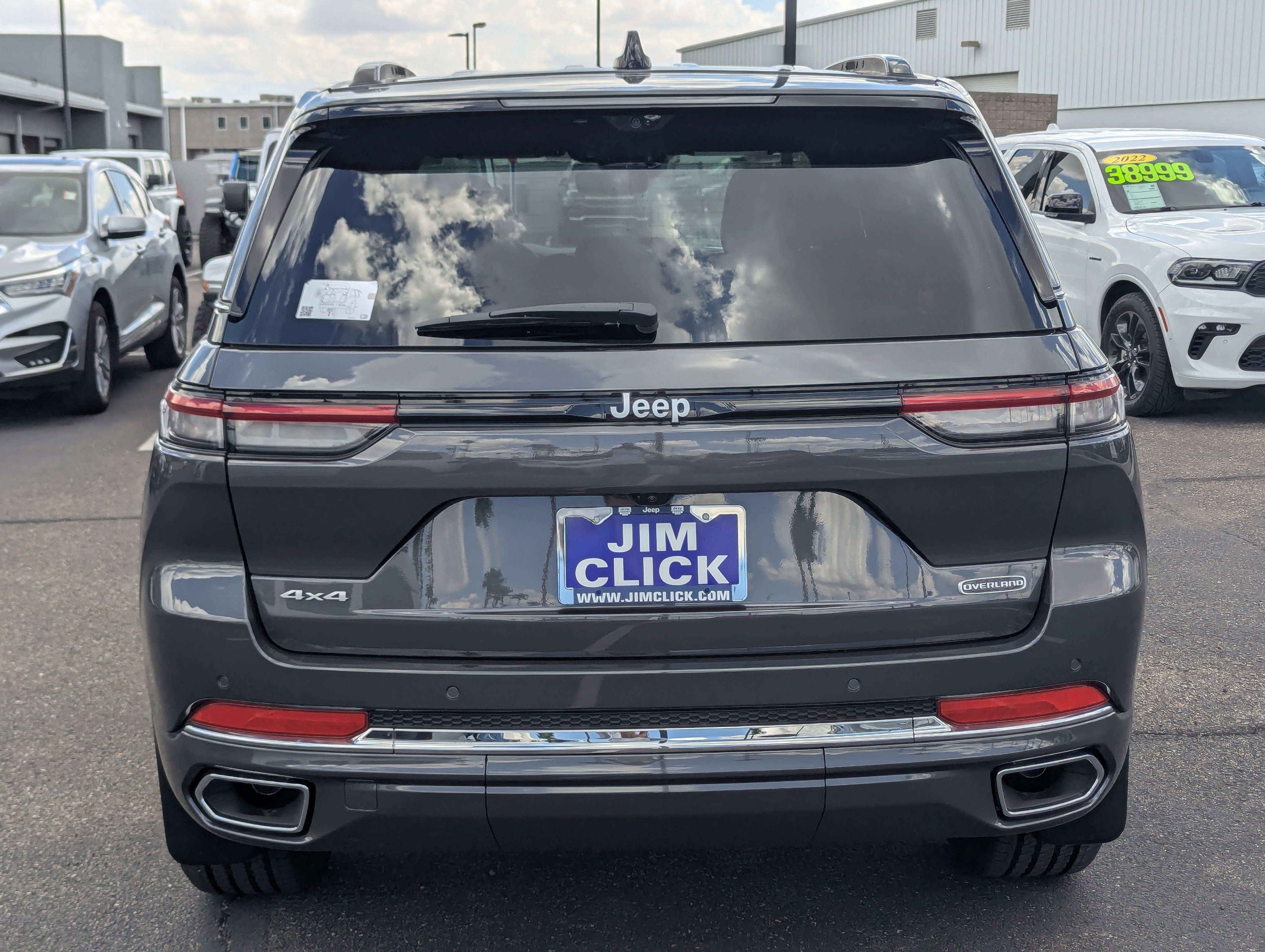 New 2025 Jeep Grand Cherokee Overland w/ Adv Protech Group III image 3