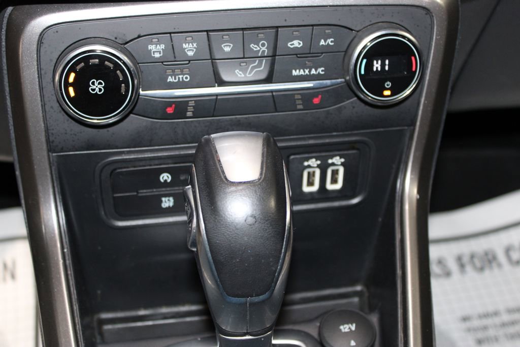 Used 2020 Ford EcoSport SE image 41