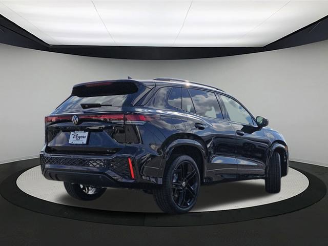 New 2026 Volkswagen Tiguan SE R-Line image 7