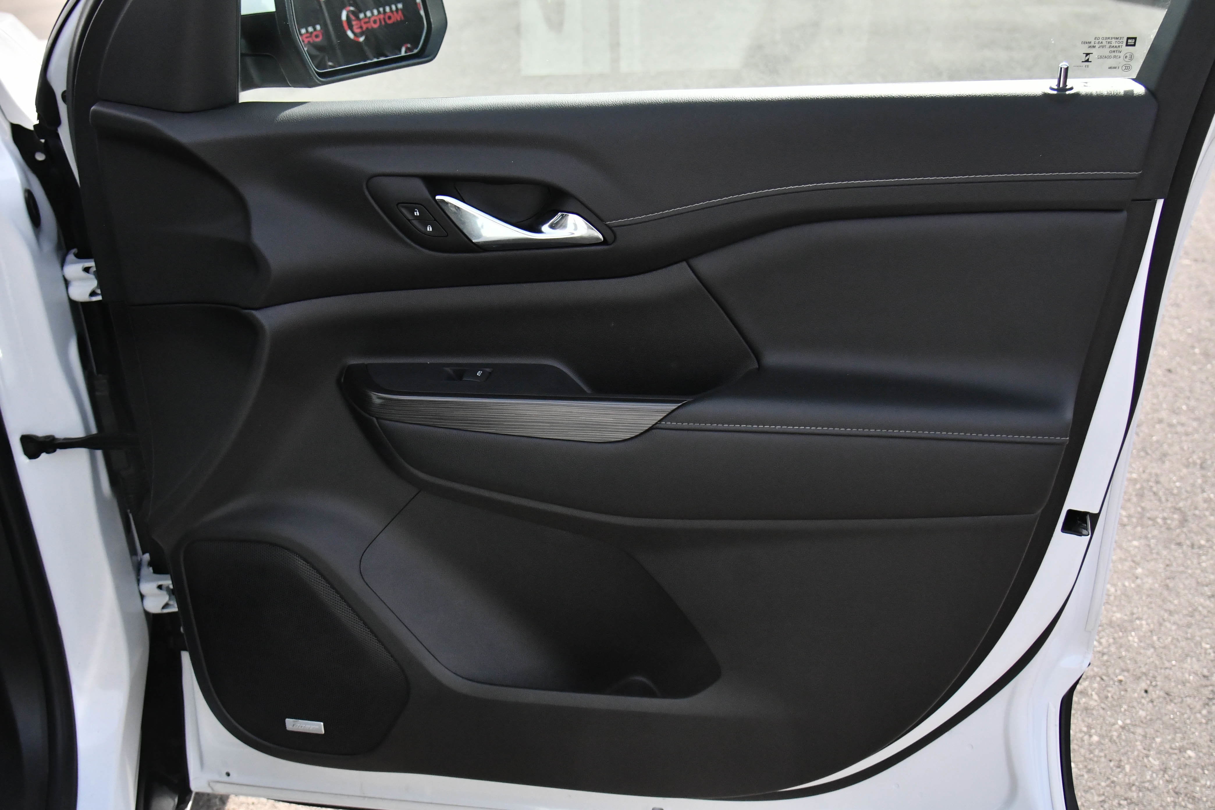 Used 2023 GMC Acadia SLT image 46