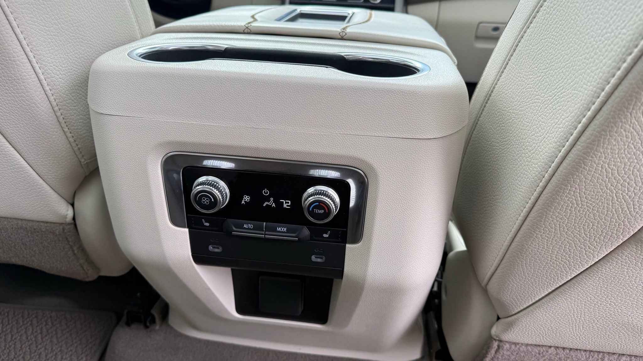 Used 2021 GMC Yukon XL Denali image 21