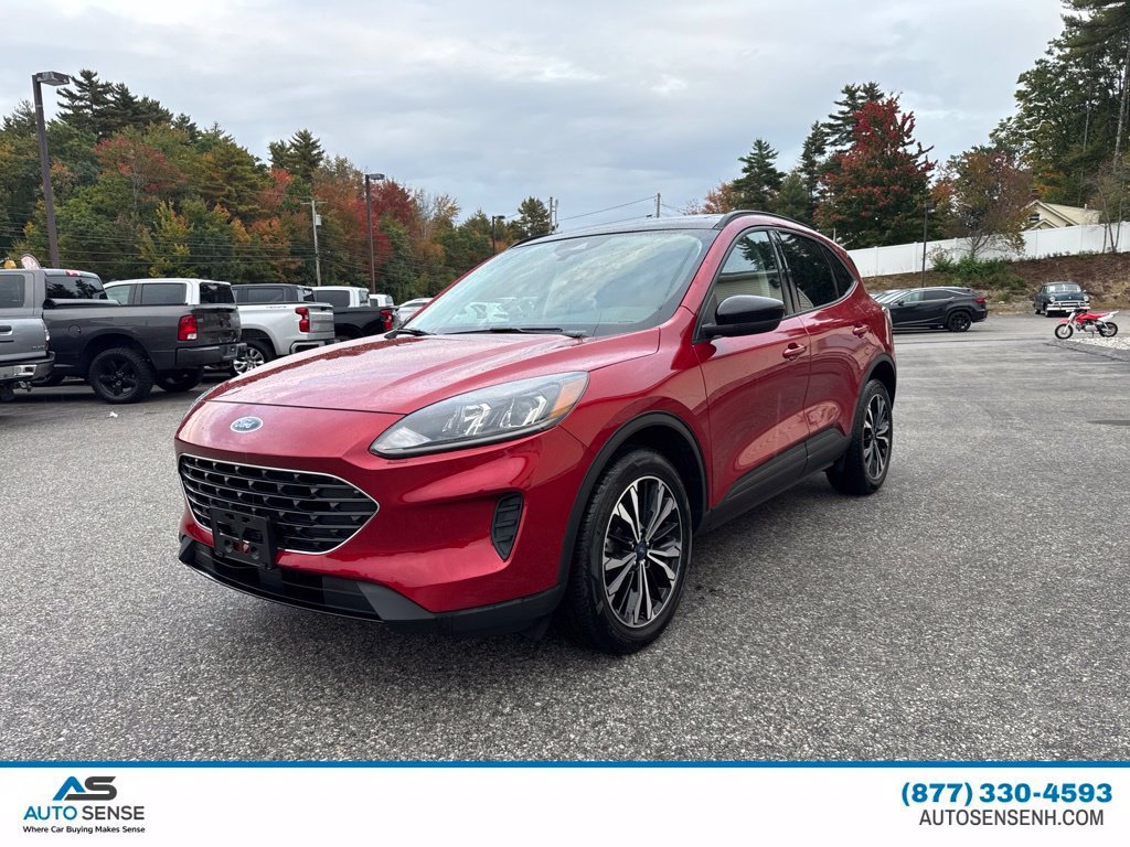 Used 2022 Ford Escape SE w/ SE Sport Appearance Package