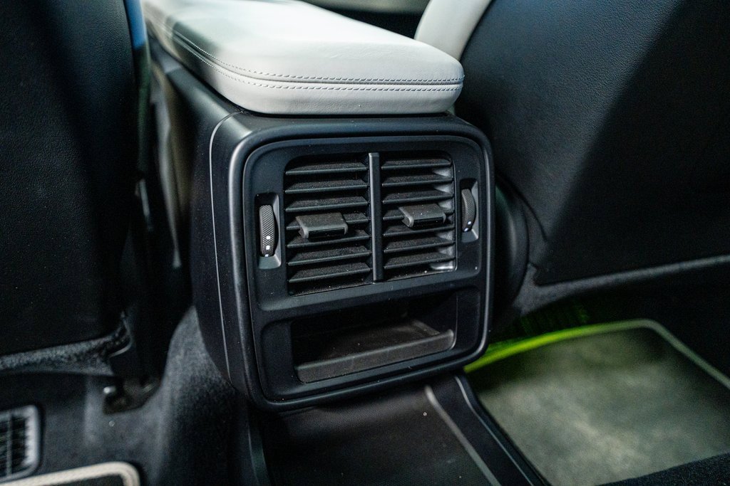 Used 2021 Porsche Taycan 4S image 54