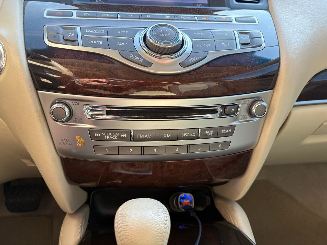 Used 2013 INFINITI JX35 AWD w/ Premium Pkg image 12
