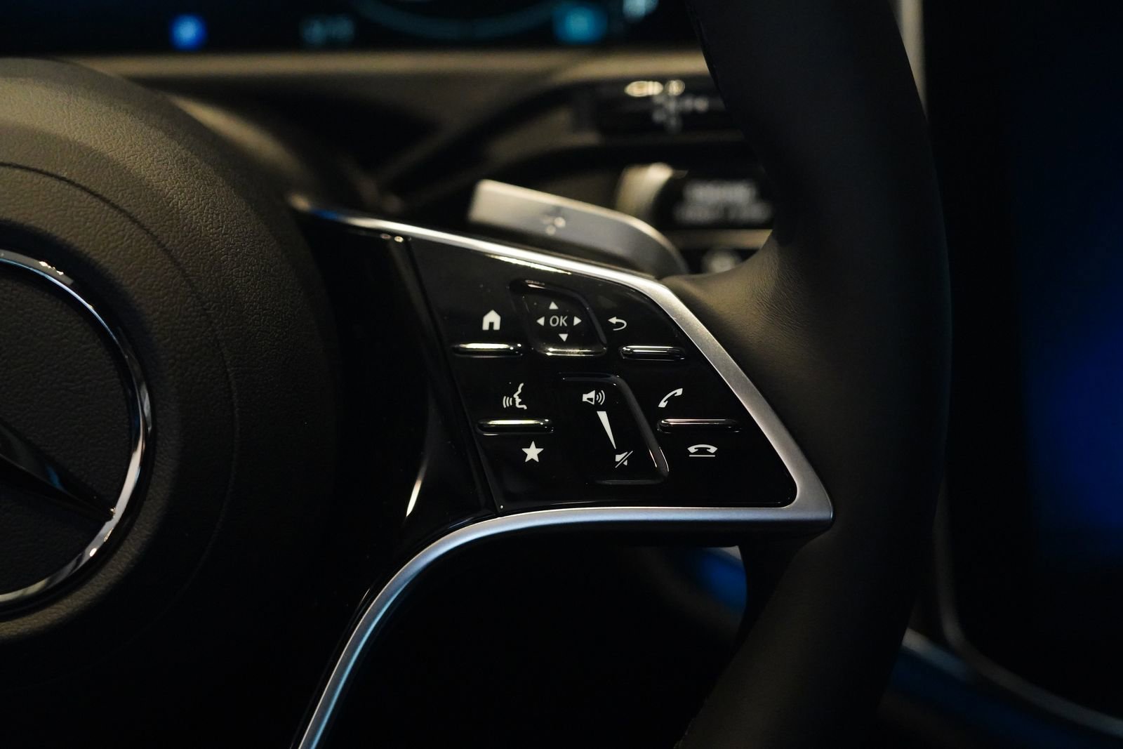 New 2026 Mercedes-Benz E 350 4MATIC Sedan image 20