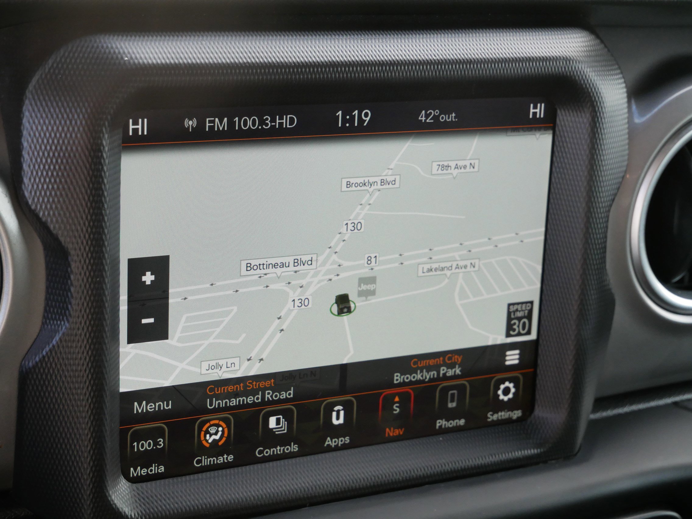 Used 2021 Jeep Wrangler Unlimited Sahara w/ Uconnect 4C Nav & Sound Group AWD/4WD image 20