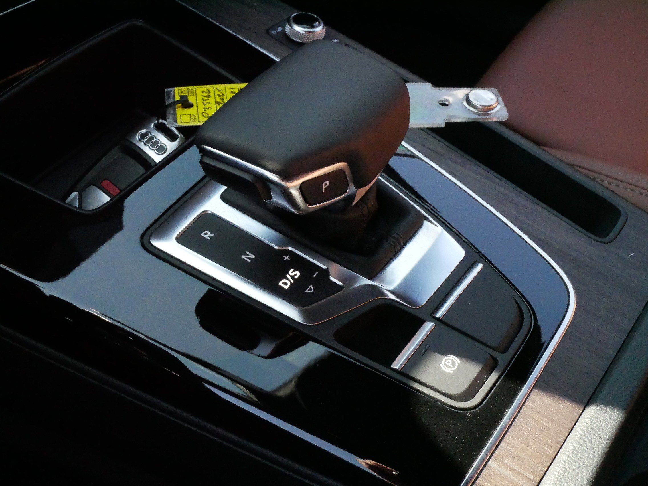 Used 2025 Audi Q5 2.0T Premium image 25