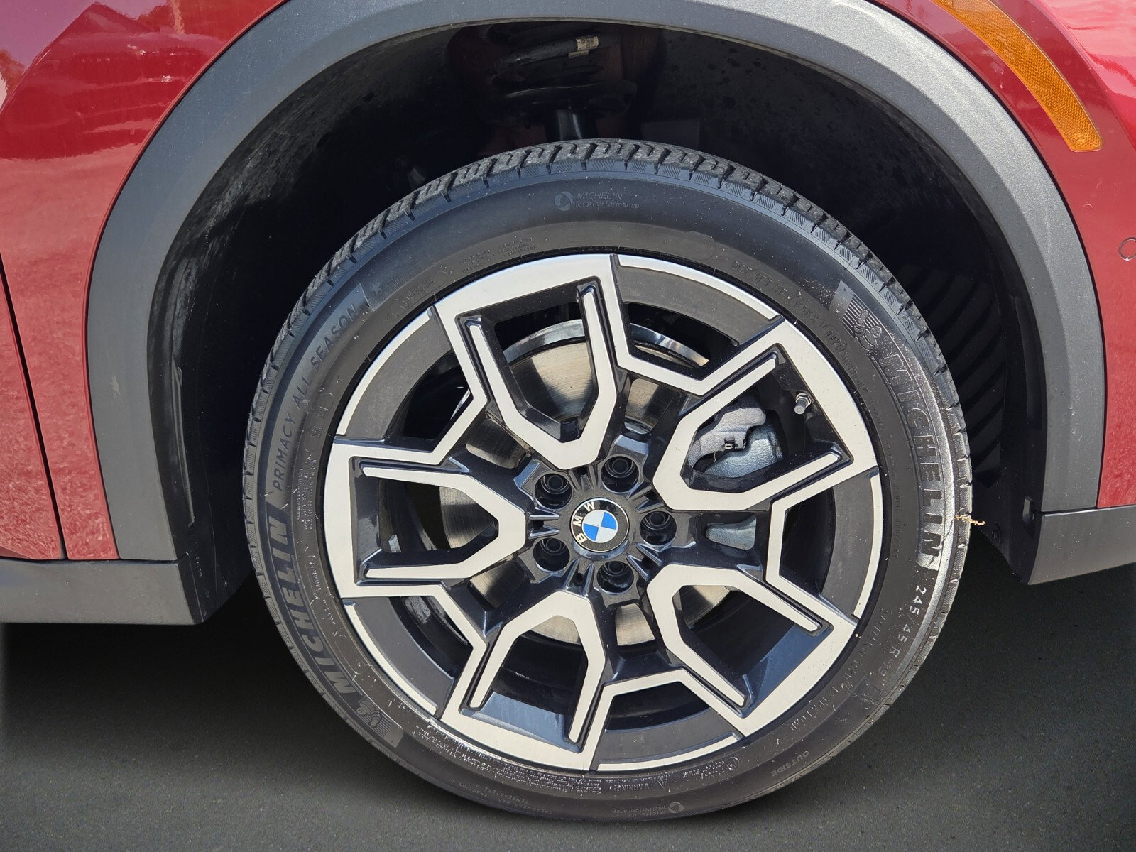 Certified 2025 BMW X2 xDrive28i image 9