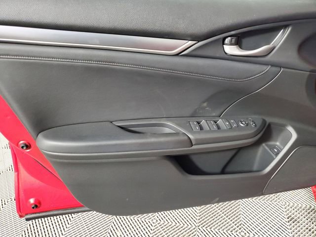 Used 2018 Honda Civic Touring image 17