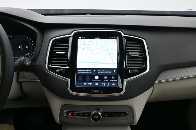 Used 2023 Volvo XC90 B6 Plus w/ Protection Package AWD/4WD image 13
