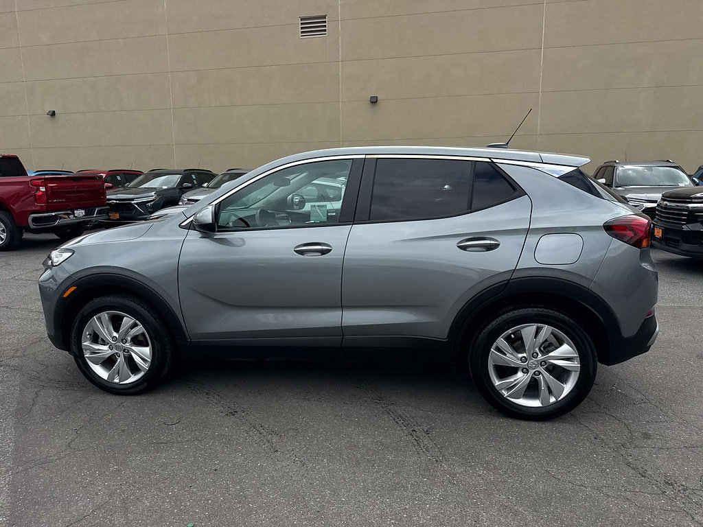 Used 2025 Buick Encore GX Preferred FWD image 5