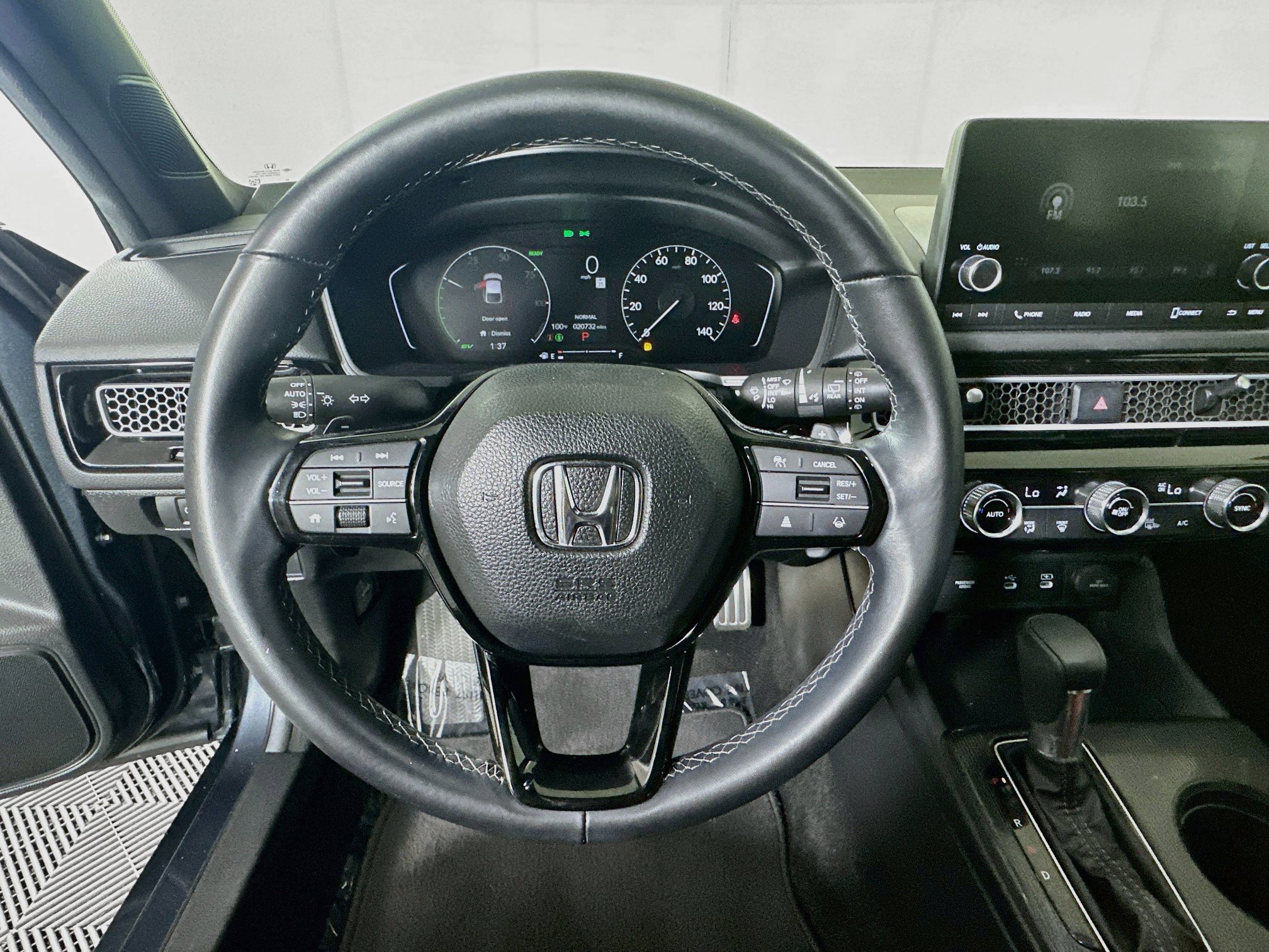 Used 2025 Honda Civic Sport image 15