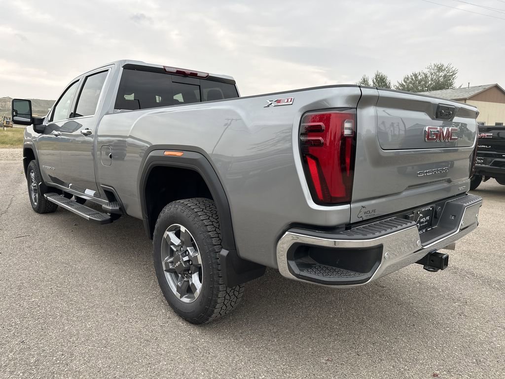 New 2025 GMC Sierra 3500 SLT image 16