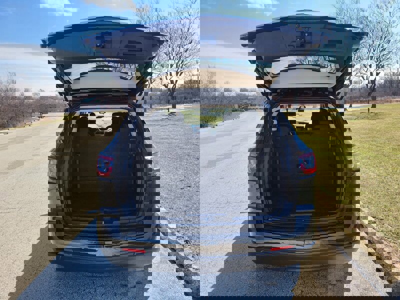 Used 2016 Chevrolet Traverse LT image 10