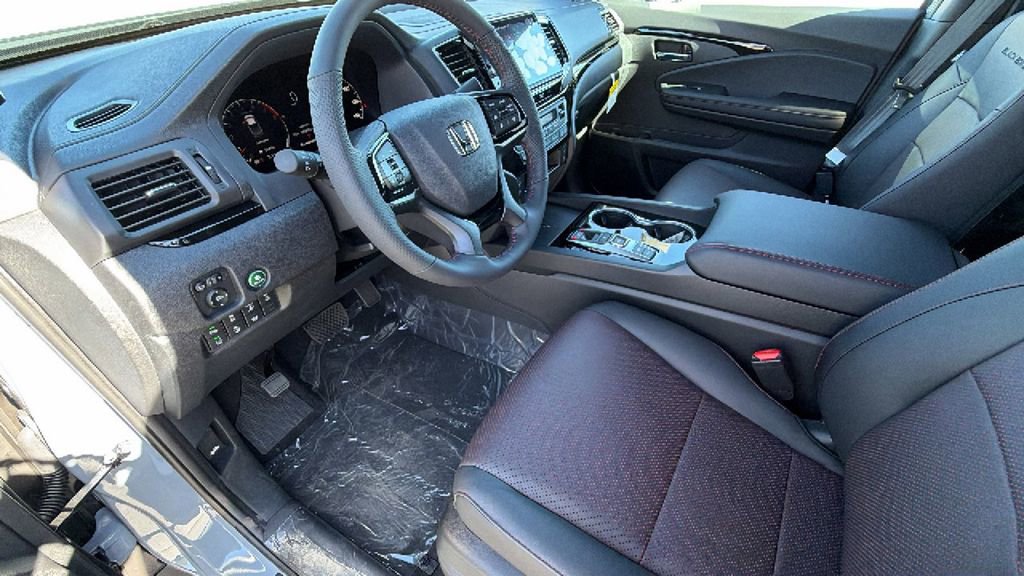New 2026 Honda Ridgeline Black Edition image 10