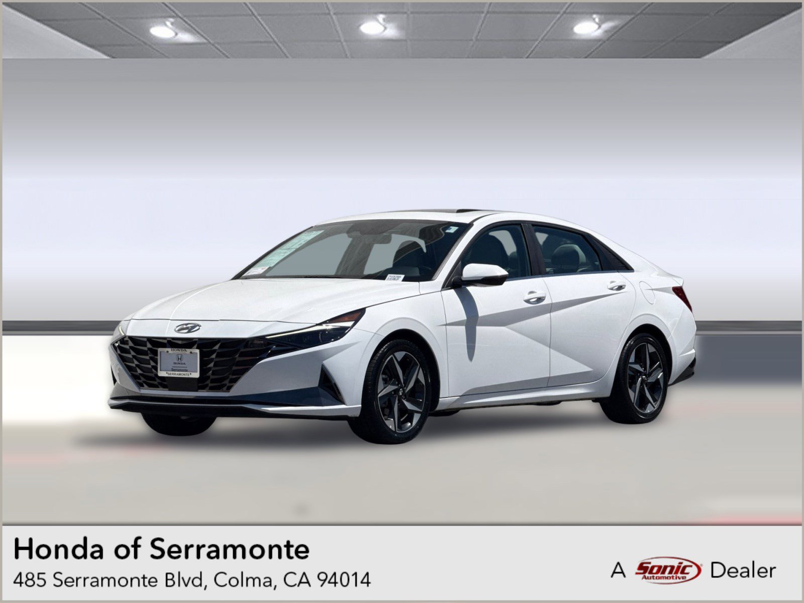 Used 2023 Hyundai Elantra Limited w/ Cargo Package FWD image 1