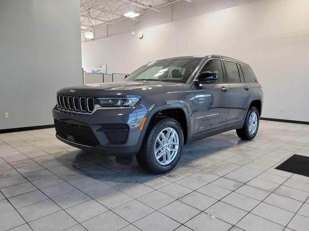 New 2026 Jeep Grand Cherokee Laredo X AWD/4WD video 2