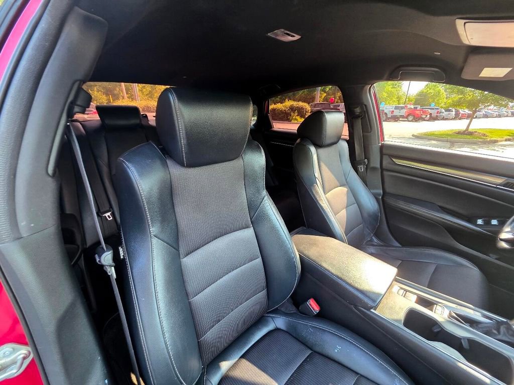 Used 2018 Honda Accord Sport image 43