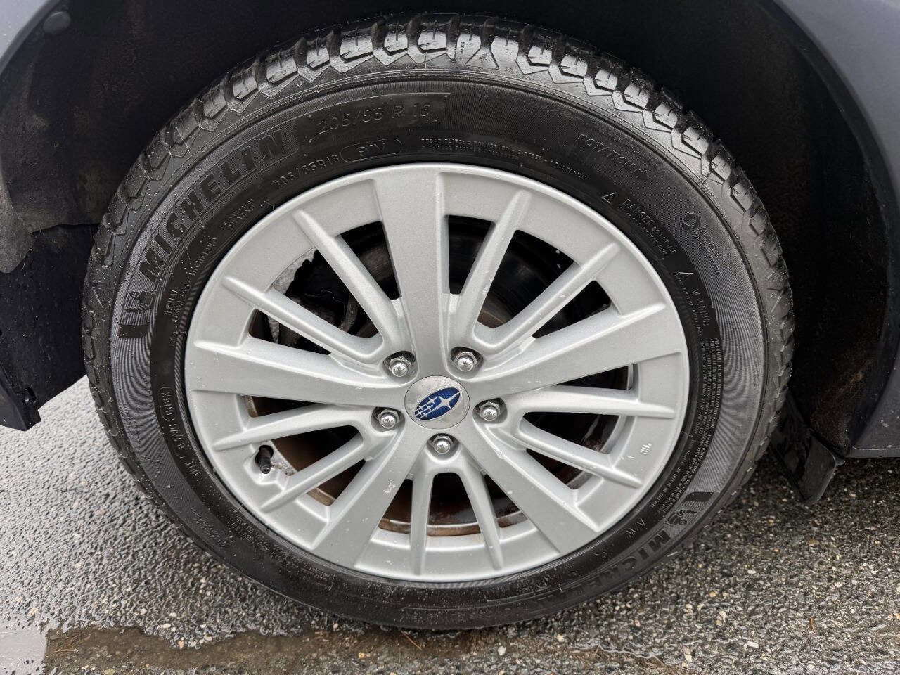 Used 2017 Subaru Impreza 2.0i Premium AWD/4WD image 13