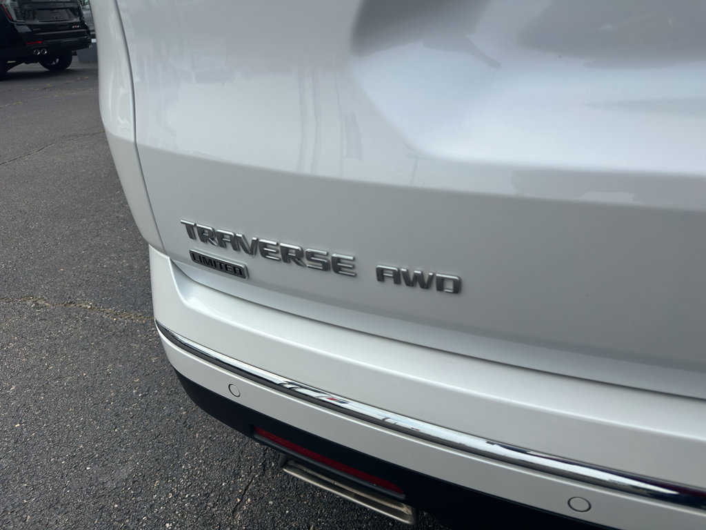 Used 2024 Chevrolet Traverse High Country image 7