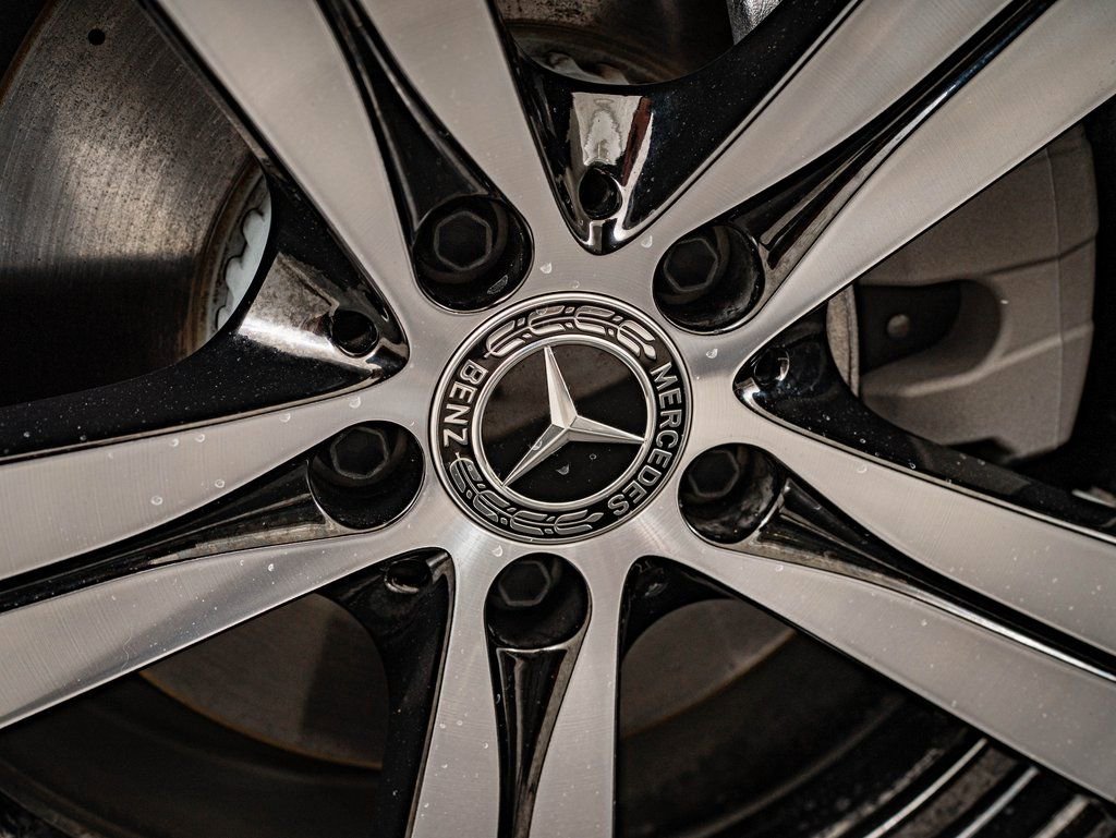 Certified 2025 Mercedes-Benz C 300 4MATIC Sedan image 9