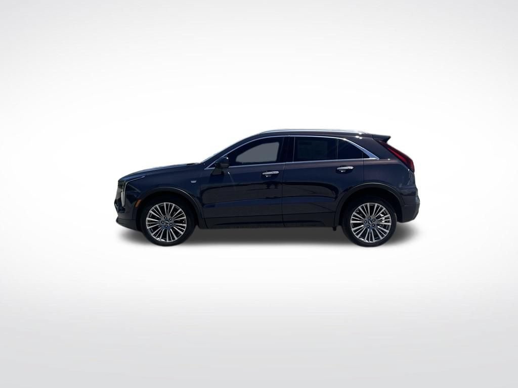 Used 2025 Cadillac XT4 Premium Luxury w/ Technology Package FWD image 2