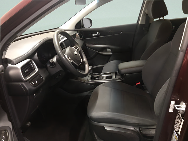 Used 2020 Kia Sorento LX AWD/4WD image 15