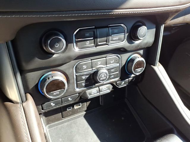 Used 2021 Chevrolet Tahoe LT image 22