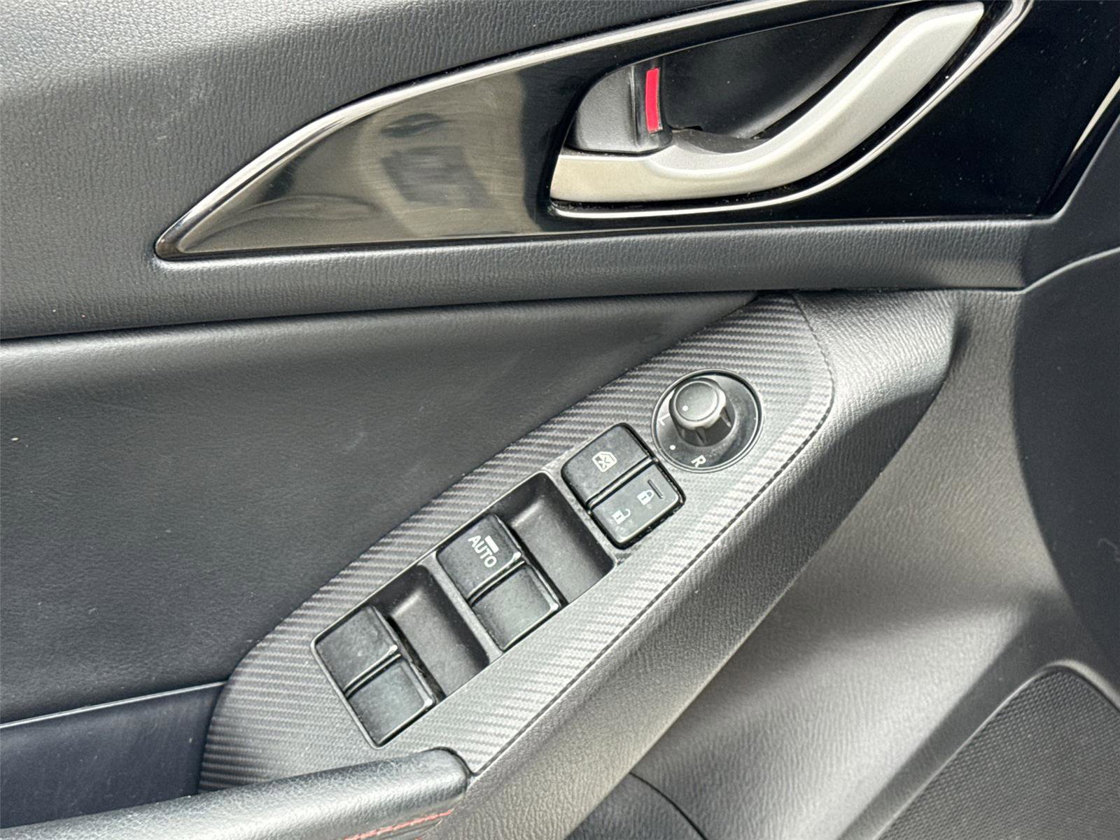 Used 2015 MAZDA MAZDA3 i Grand Touring FWD image 29