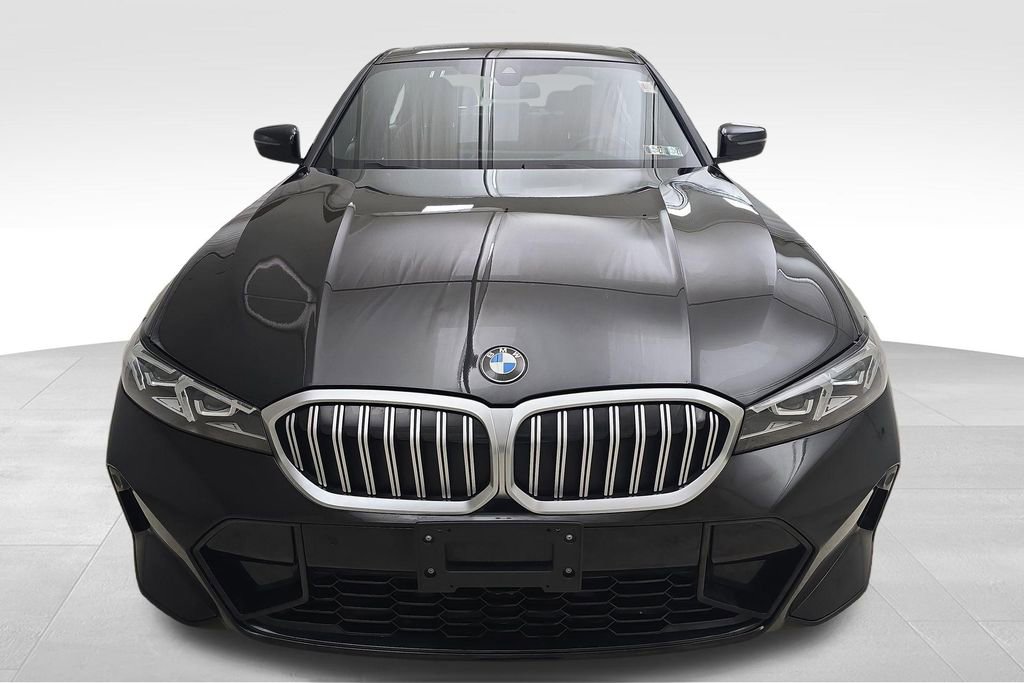 Certified 2025 BMW 330i xDrive Sedan image 4