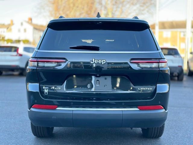 Used 2023 Jeep Grand Cherokee L Limited w/ Luxury Tech Group II image 4