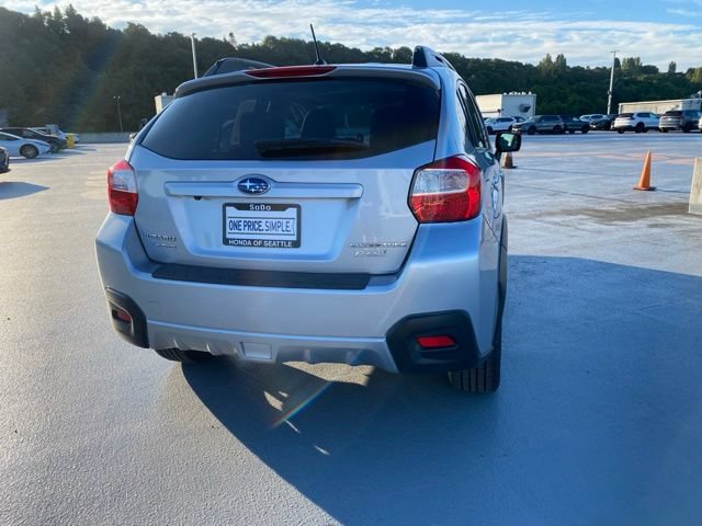 Used 2017 Subaru Crosstrek 2.0i Premium w/ Moonroof Package AWD/4WD image 9