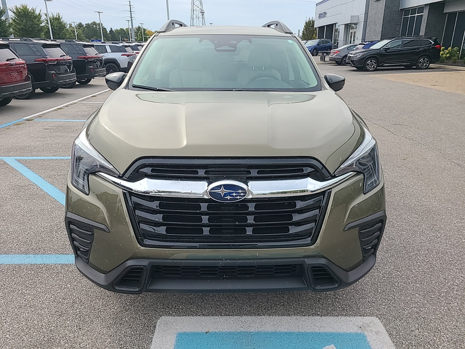 Certified 2024 Subaru Ascent Limited AWD/4WD image 7