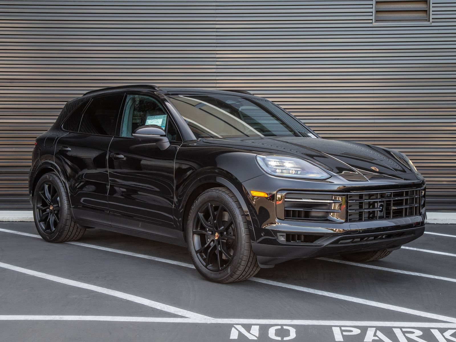 New 2026 Porsche Cayenne AWD/4WD image 9