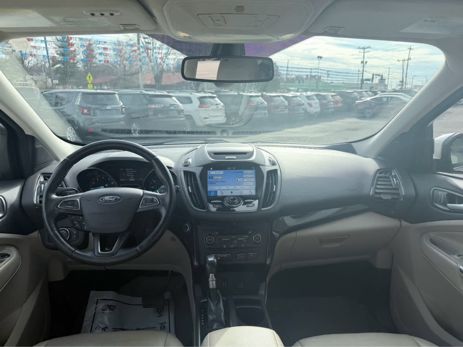 Used 2017 Ford Escape Titanium image 14