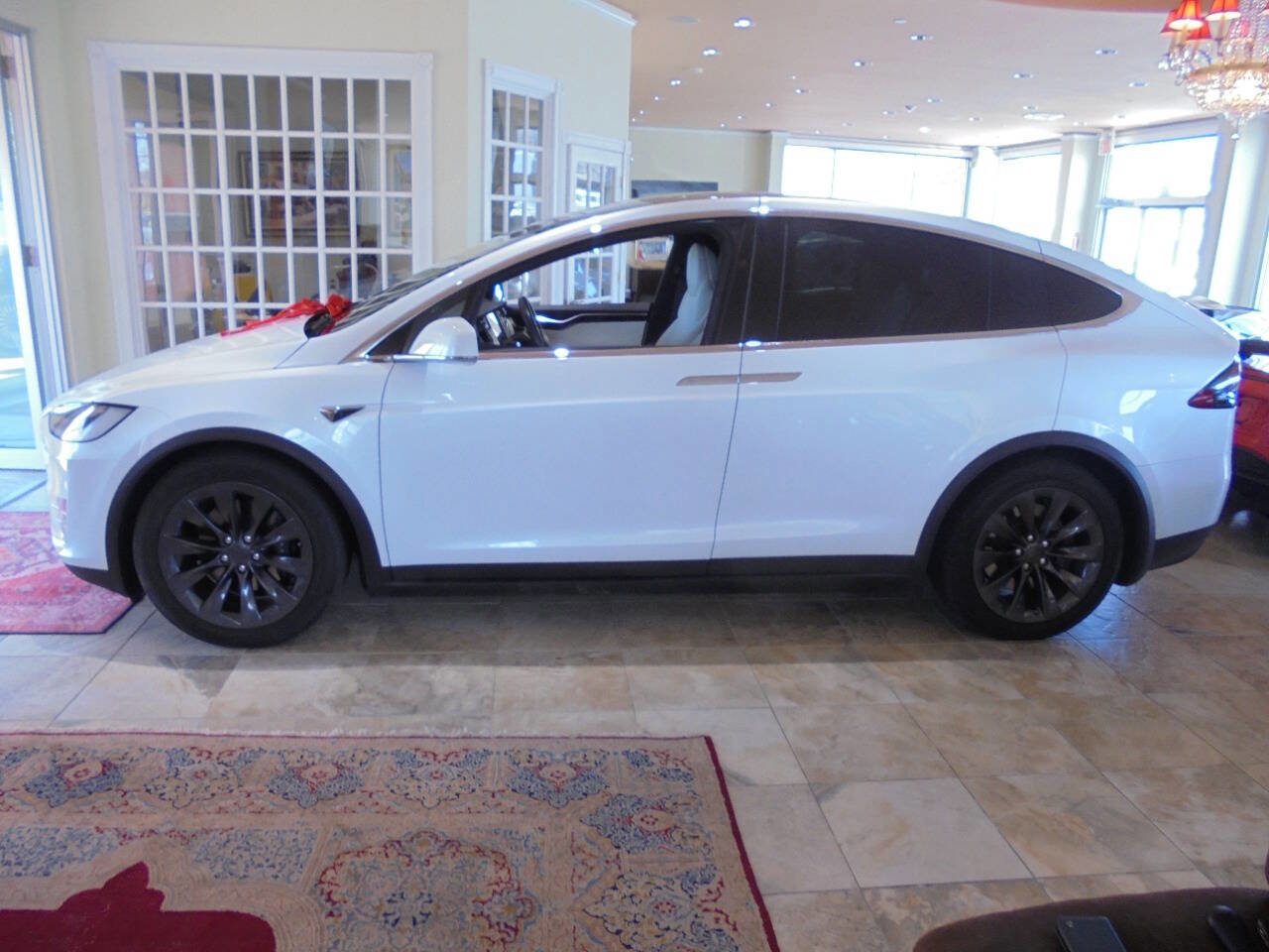 Used 2018 Tesla Model X P100D image 5