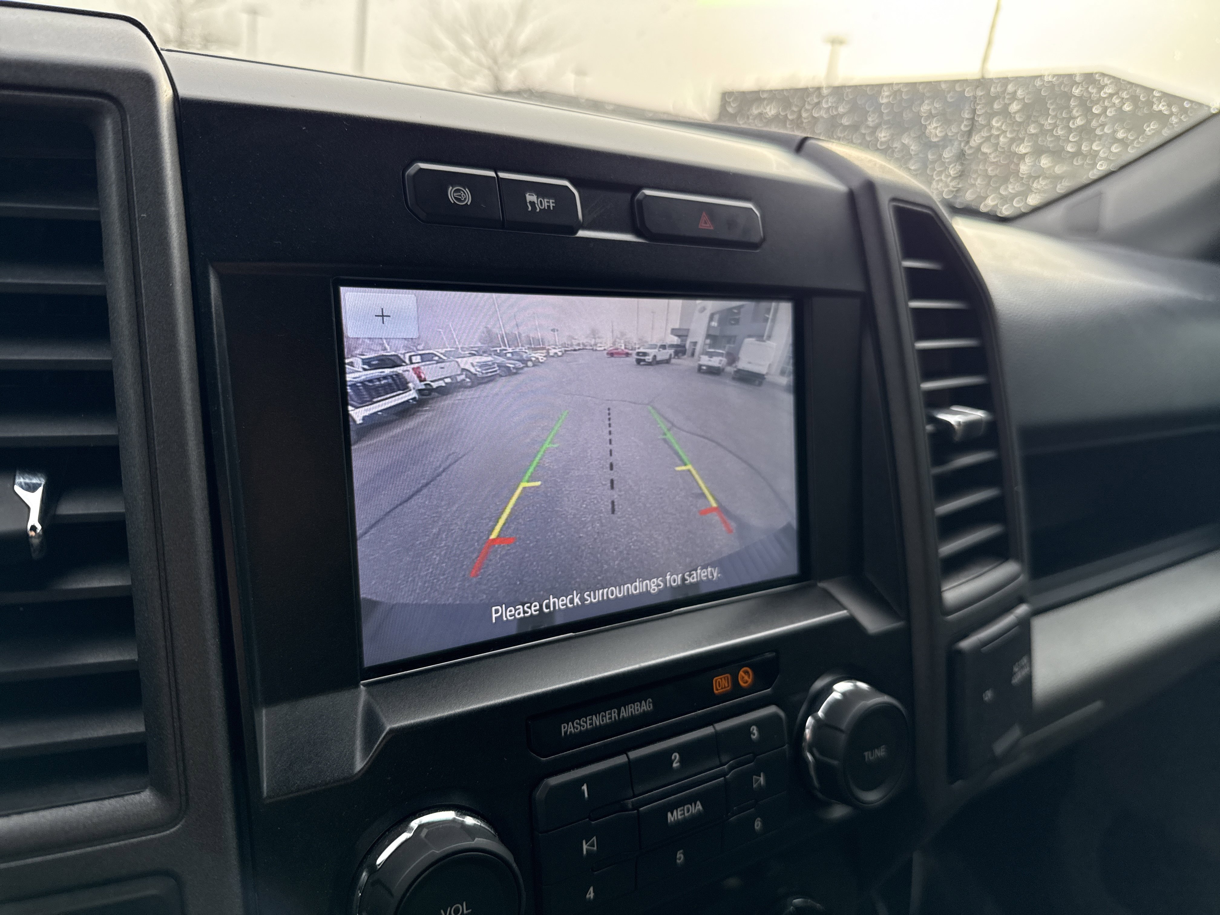 Certified 2022 Ford F350 XL w/ Power Equipment Group image 22