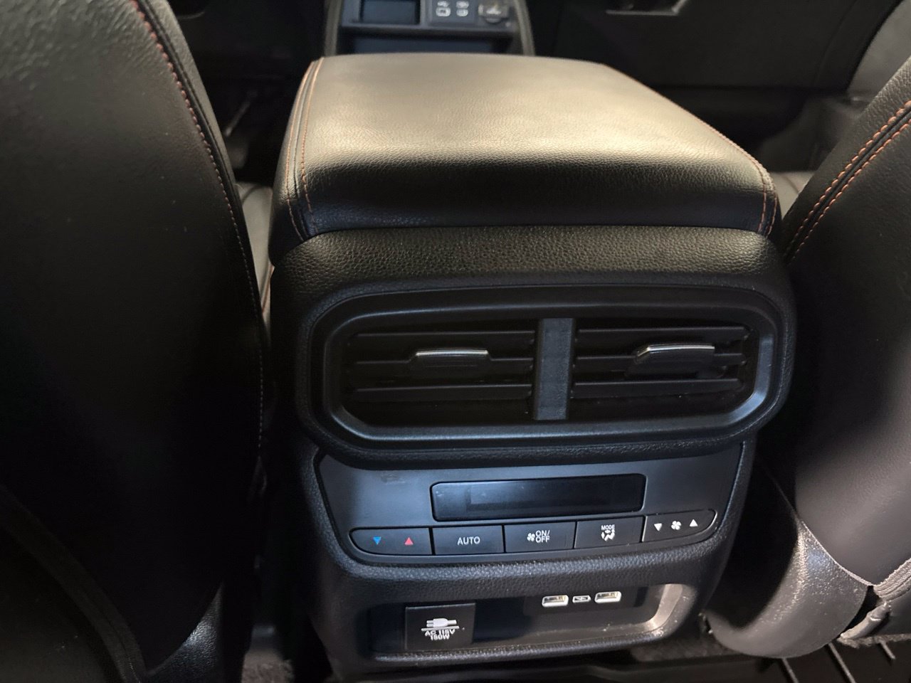 Used 2023 Honda Pilot TrailSport image 24