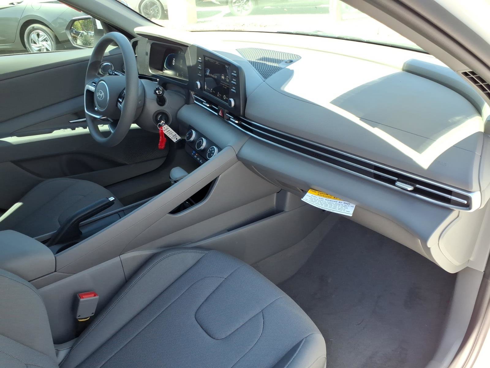 New 2026 Hyundai Elantra SE image 6