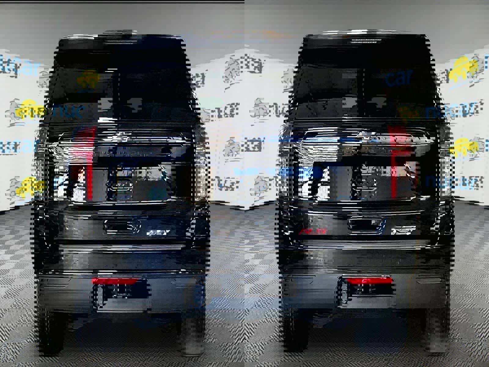 Used 2024 Chevrolet Suburban RST w/ Luxury Package image 5