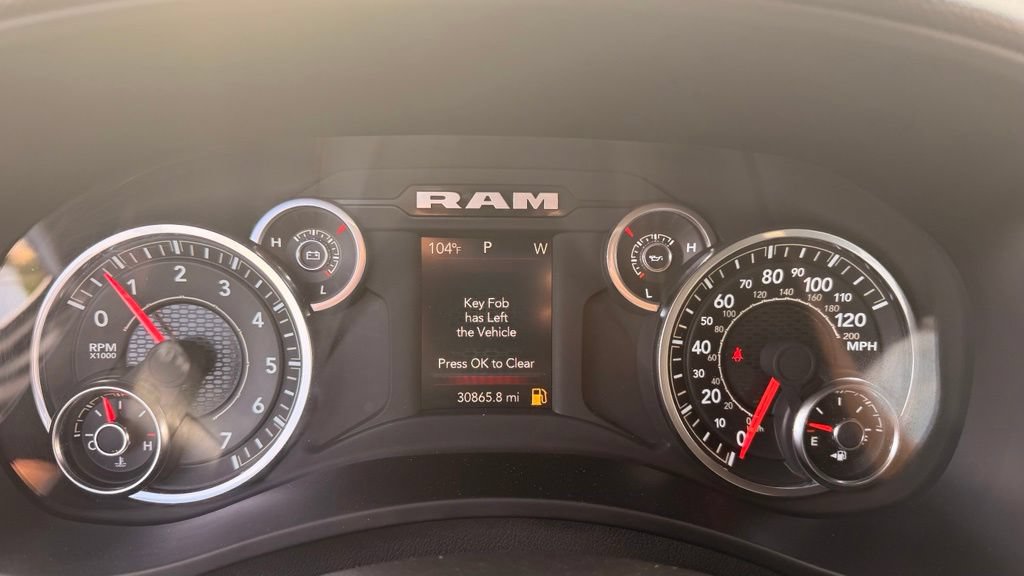 Used 2024 RAM 2500 Tradesman w/ Chrome Appearance Group AWD/4WD image 9