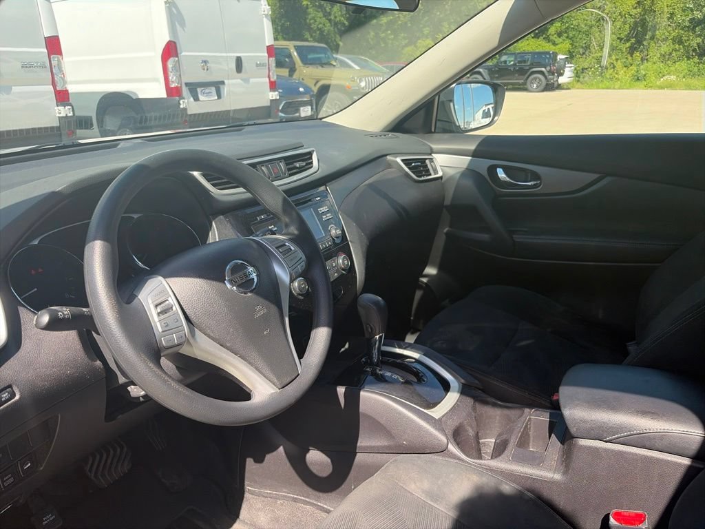 Used 2016 Nissan Rogue S AWD/4WD image 17