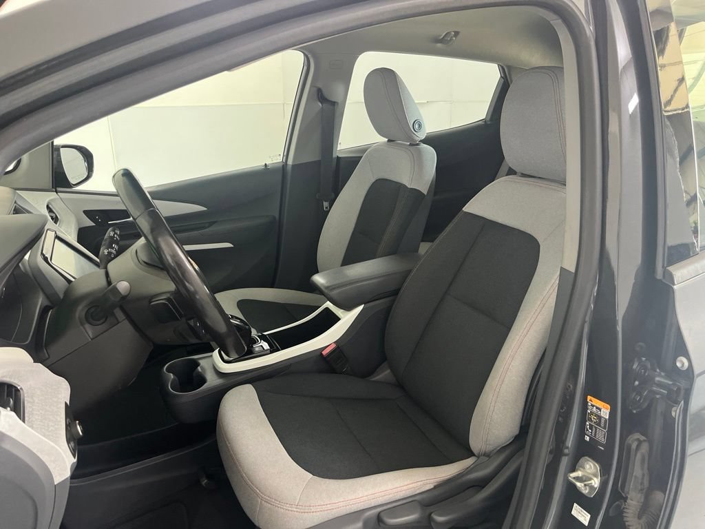 Used 2020 Chevrolet Bolt LT FWD image 17