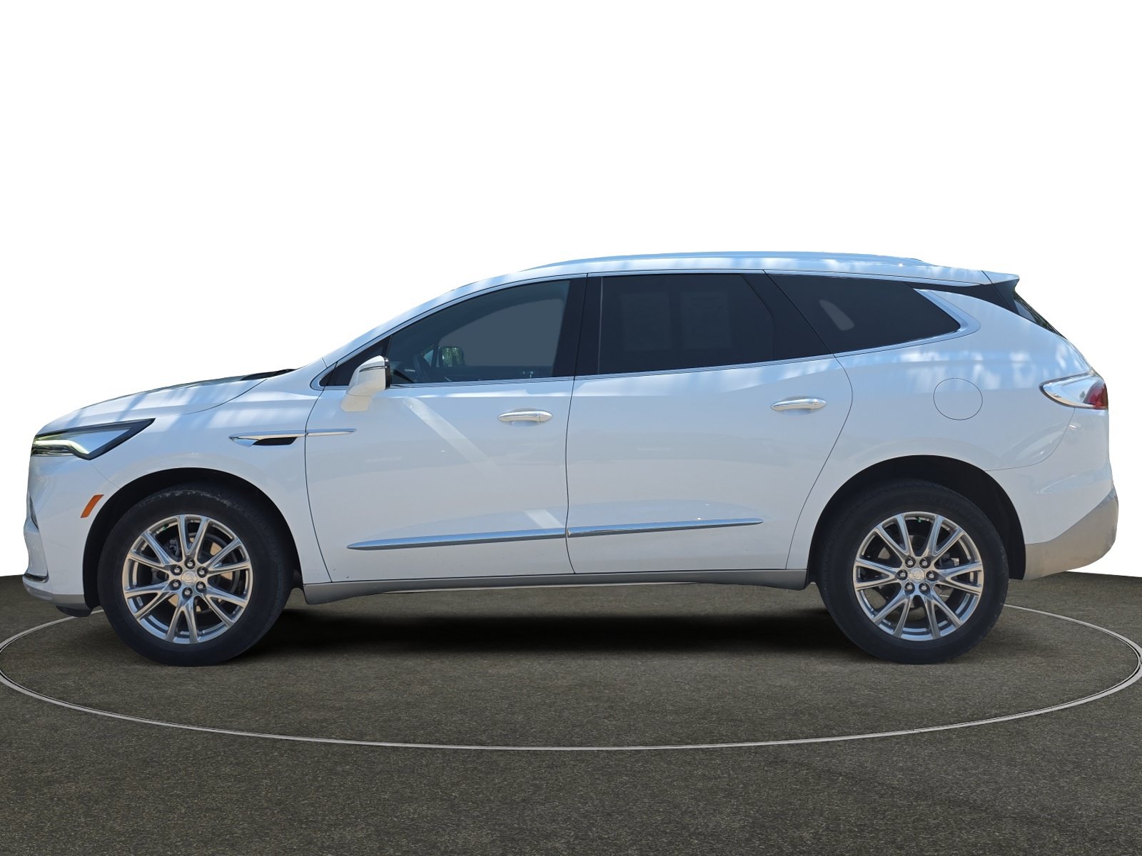 Used 2022 Buick Enclave Essence w/ Experience Buick Package AWD/4WD image 2