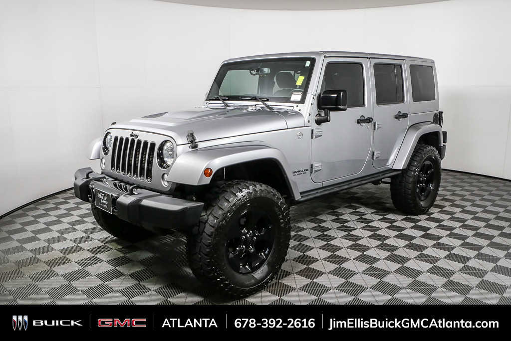 Used 2015 Jeep Wrangler Unlimited Sahara AWD/4WD image 23