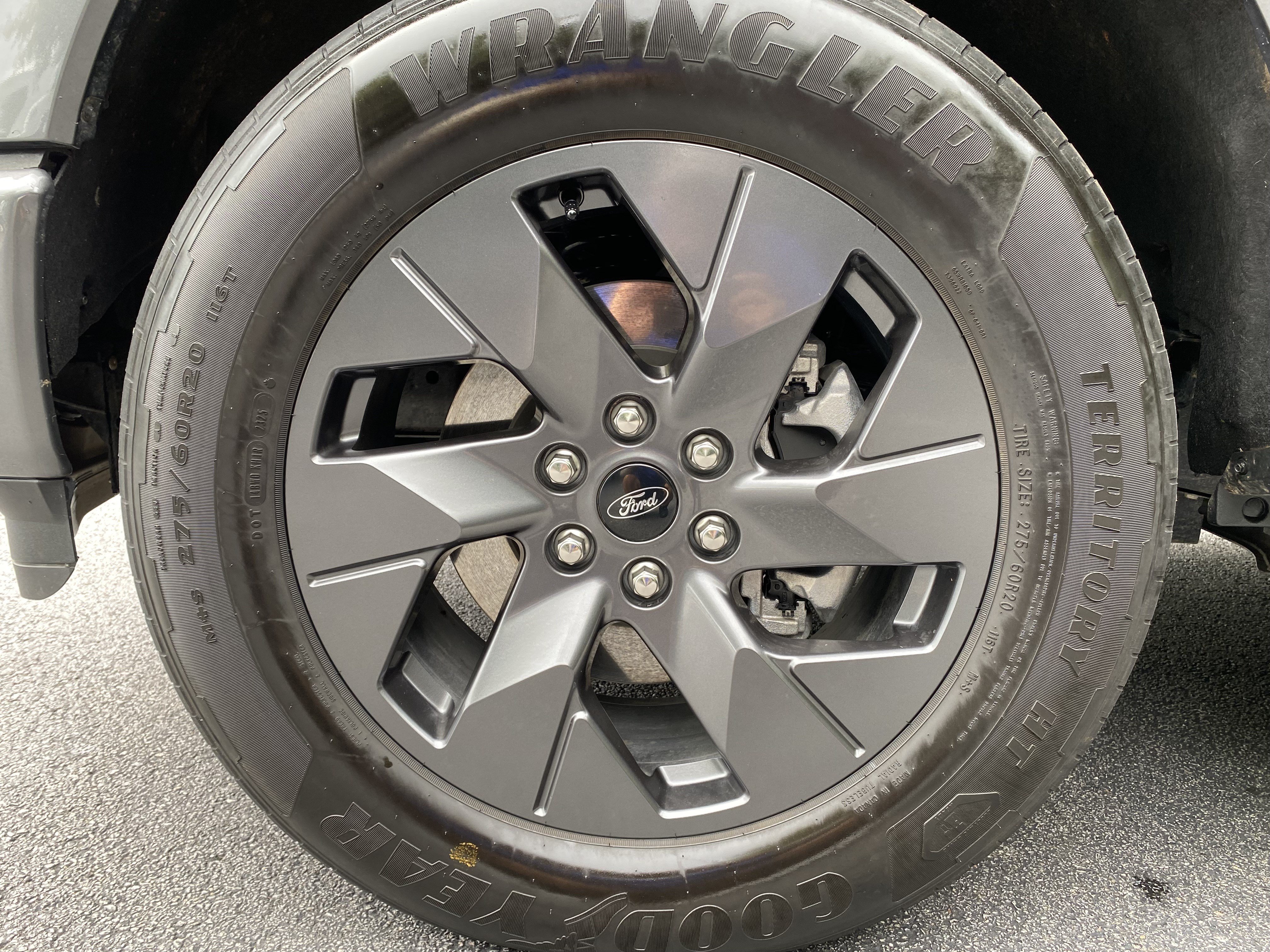 Used 2025 Ford F150 Lightning Flash AWD/4WD image 44