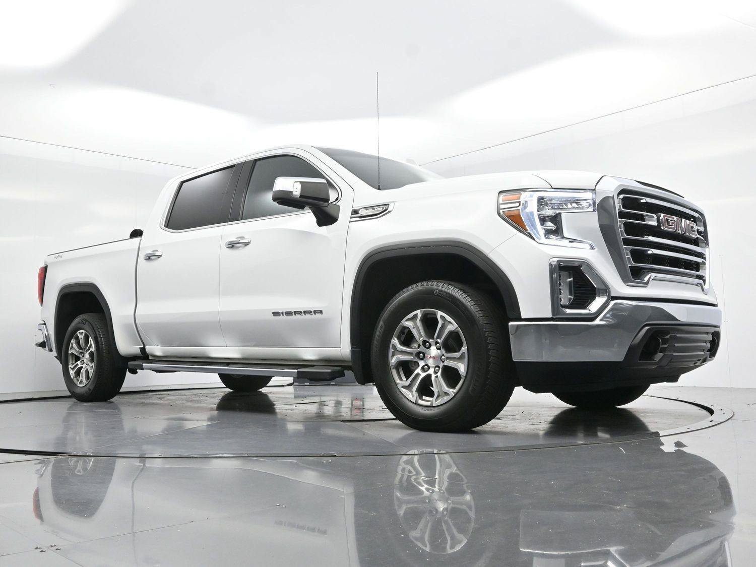 Used 2022 GMC Sierra 1500 SLT AWD/4WD image 43